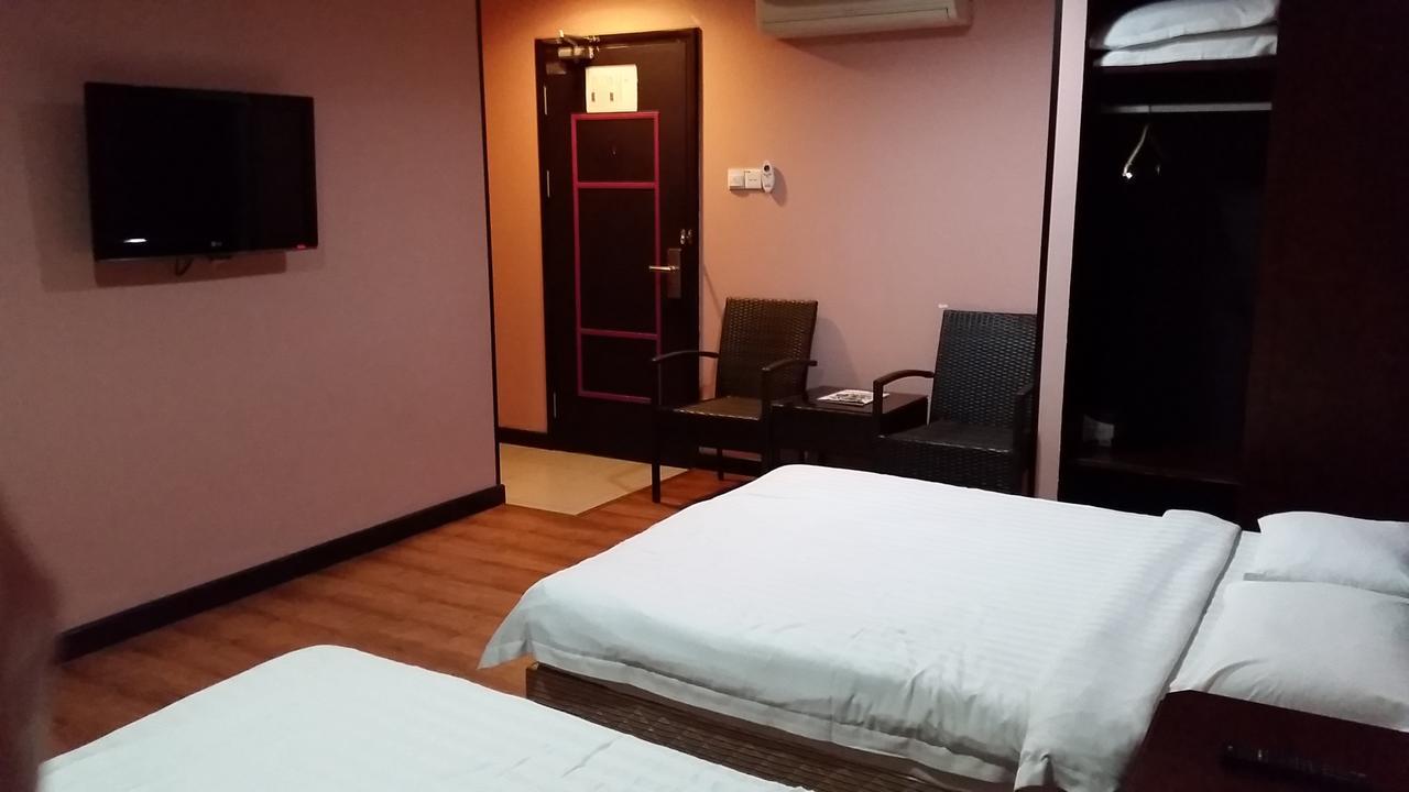 Hotel Sadong88 Kota Kinabalu Exterior foto