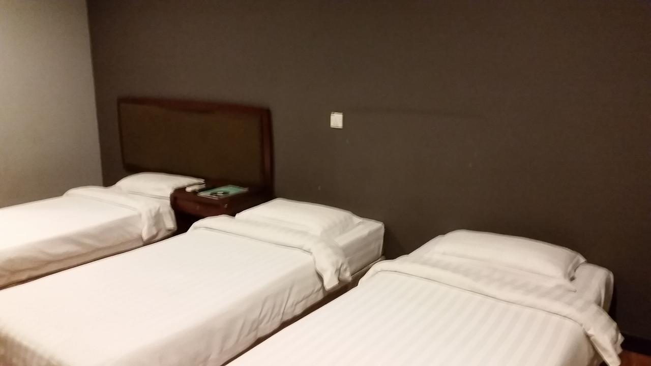 Hotel Sadong88 Kota Kinabalu Exterior foto
